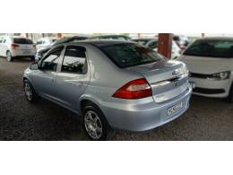 CHEVROLET - PRISMA - 2011/2012 - Prata - R$ 31.900,00