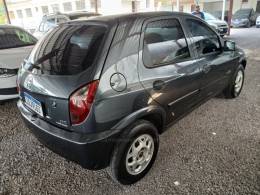 CHEVROLET - CELTA - 2007/2008 - Cinza - R$ 20.800,00