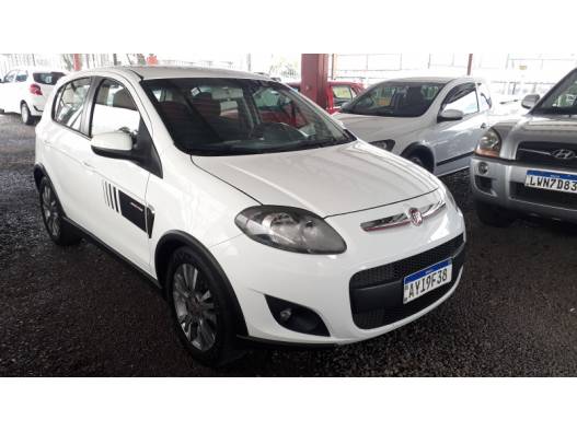 FIAT - PALIO - 2014/2015 - Branca - R$ 42.600,00