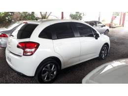 CITROËN - C3 - 2014/2015 - Branca - R$ 41.800,00