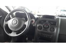 RENAULT - MÉGANE - 2010/2011 - Preta - R$ 28.000,00