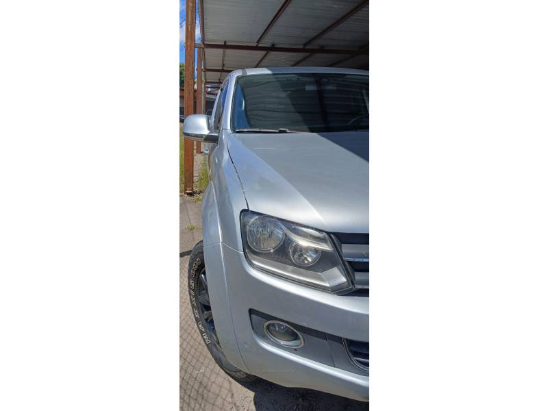 VOLKSWAGEN - AMAROK - 2013/2014 - Prata - R$ 103.000,00