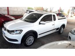 VOLKSWAGEN - SAVEIRO - 2013/2014 - Branca - R$ 48.500,00