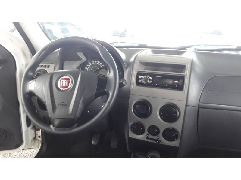 FIAT - PALIO - 2014/2015 - Branca - R$ 34.000,00