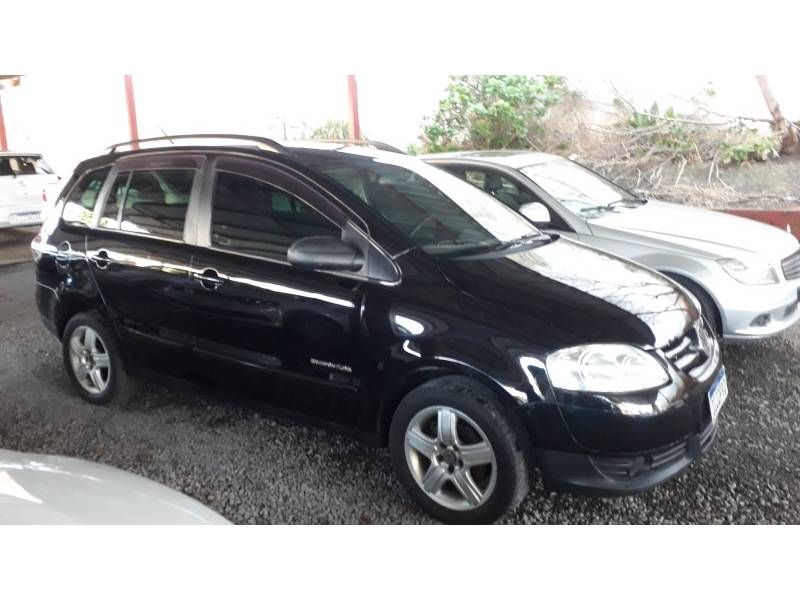 VOLKSWAGEN - SPACEFOX - 2008/2008 - Preta - R$ 35.000,00